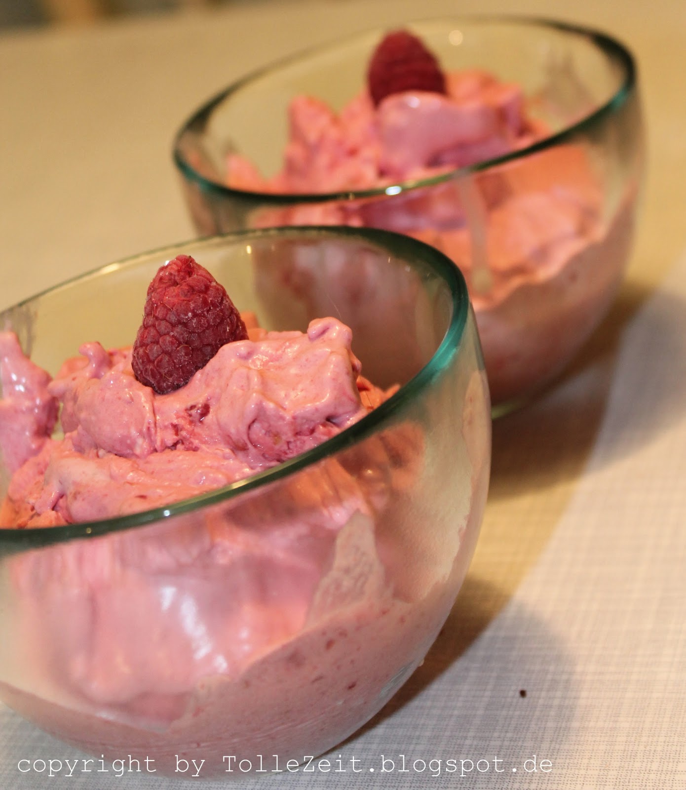 Tolle Zeit: Himbeereis