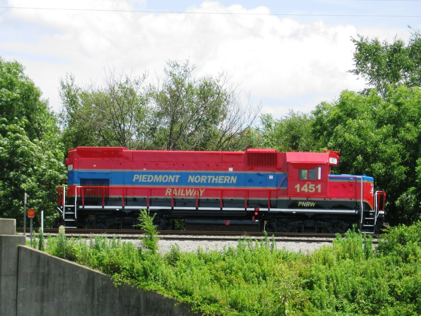 The Hawk's View North Carolina Rail