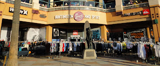 SurfWriter Girls: Java Point – Surfers’ Café