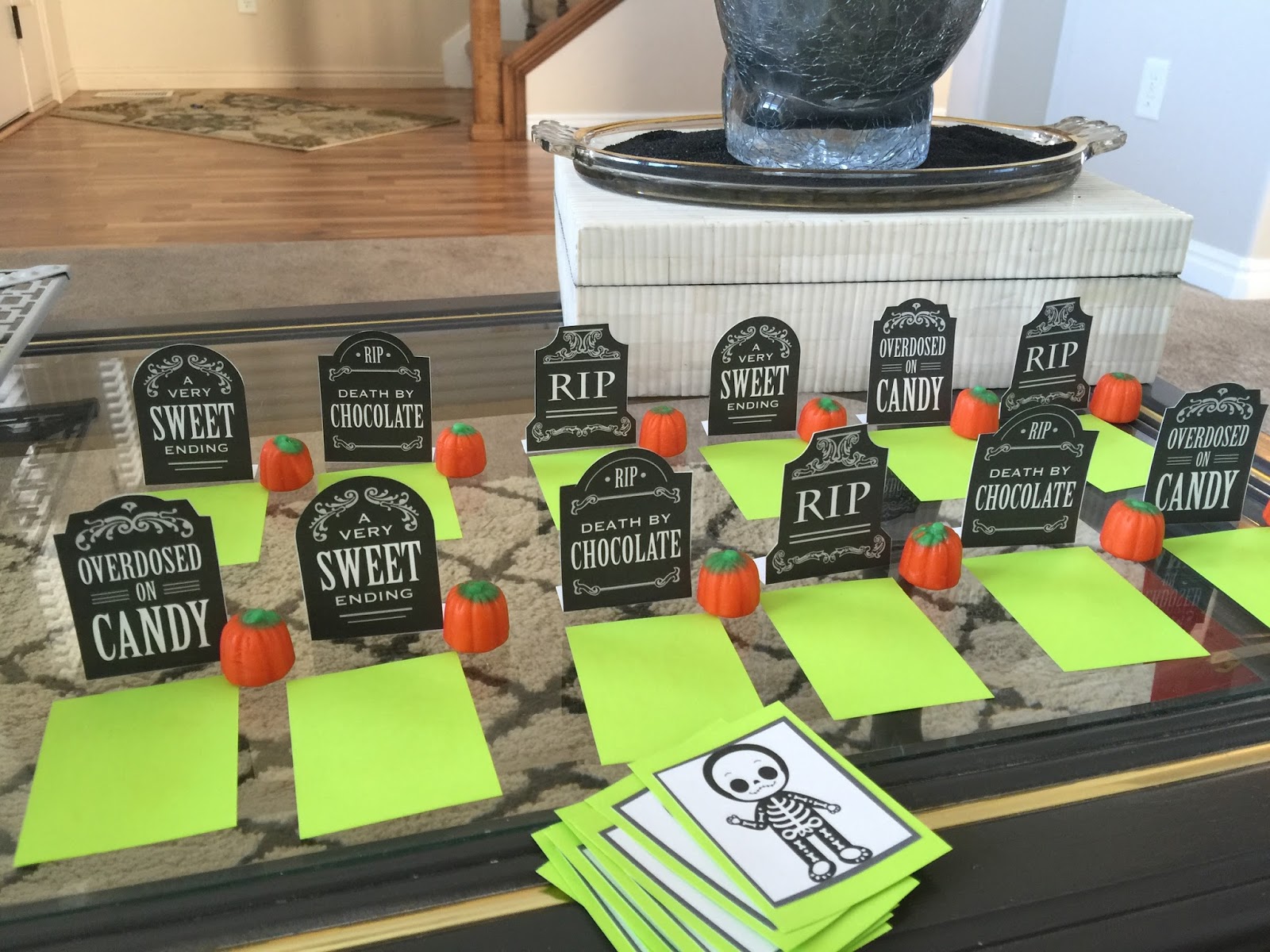 restlessrisa: Halloween Matching Game