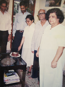 At home in Mumbai on occasion of Aunt Daisy(Sr Noelle Marie) birthday.(31-12-2001).