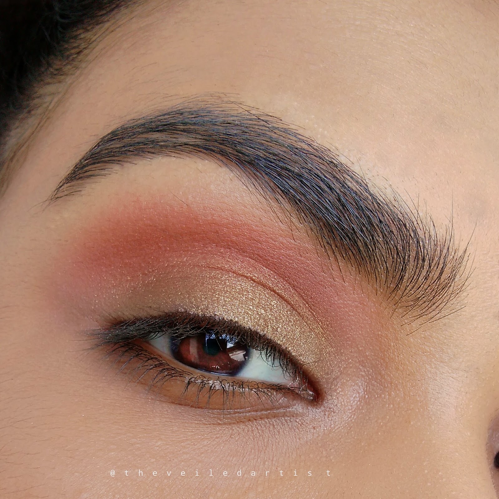 Easy Gold Smokey Eyes Tutorial(Holiday Makeup Part 1) The Veiled Artist