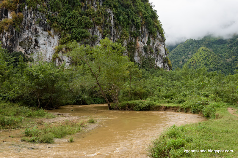 Nong Khiaw