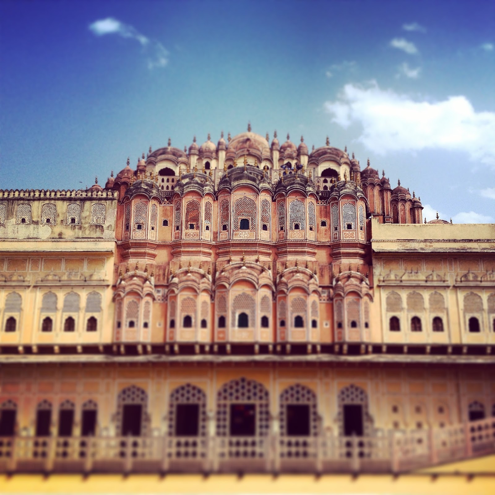 details and carvings of the hawa mahal building in jaipur