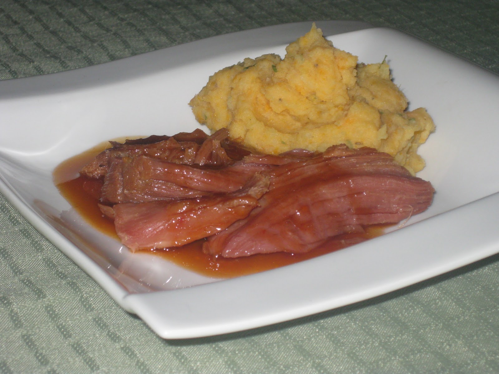 Jambon bière et érable (mijoteuse) + sauce sucrée au jambon Bedon