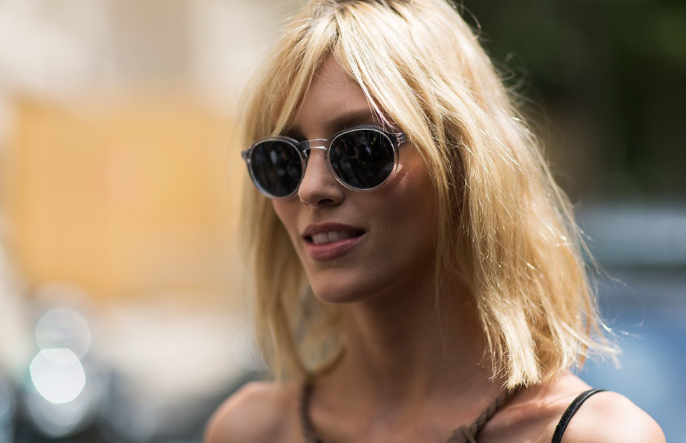 Street Style: Anja Rubik Departs Chanel Haute Couture - The Front Row View
