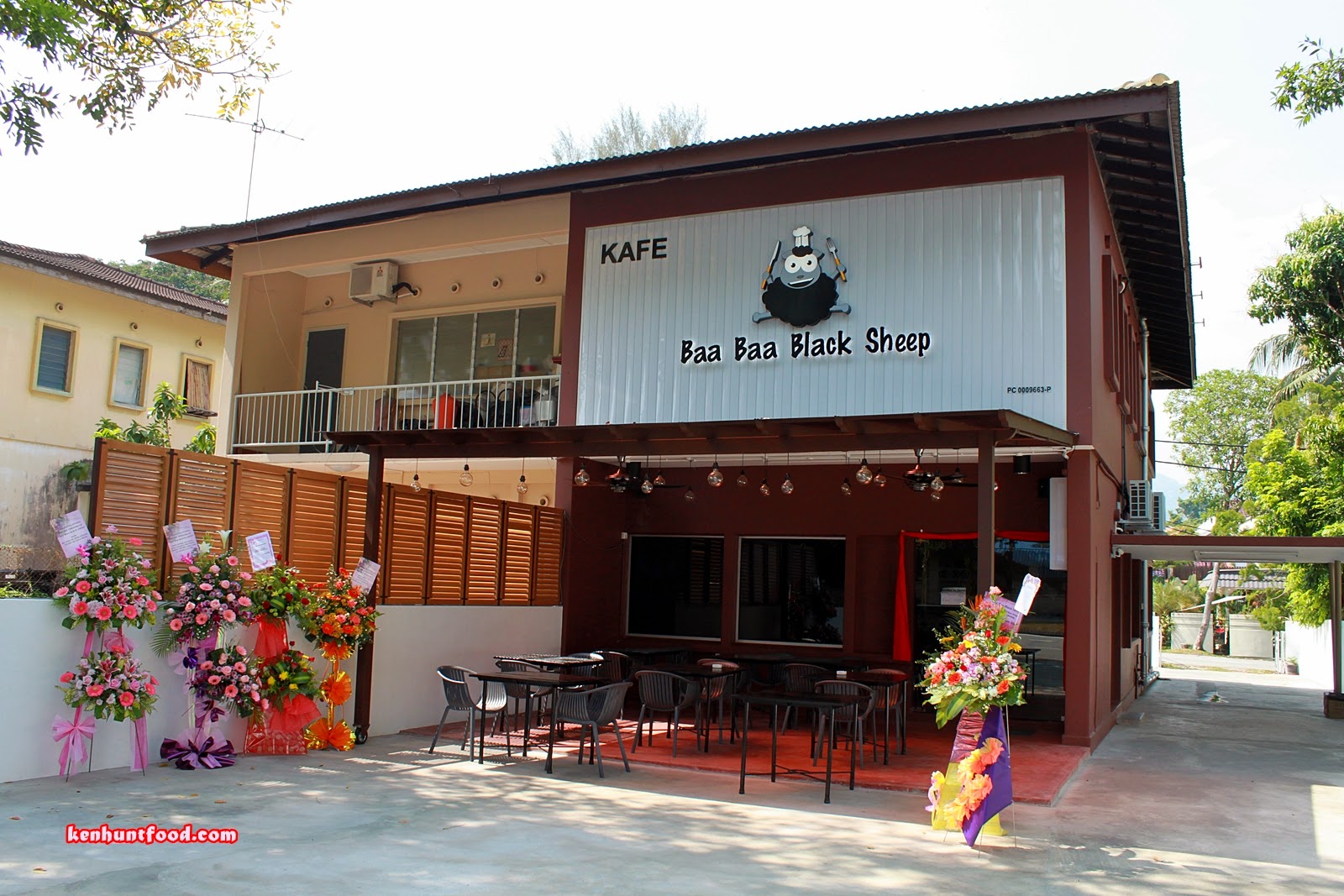 KEN HUNTS FOOD: Baa Baa Black Sheep Cafe @ Tanjung Bungah, Penang.