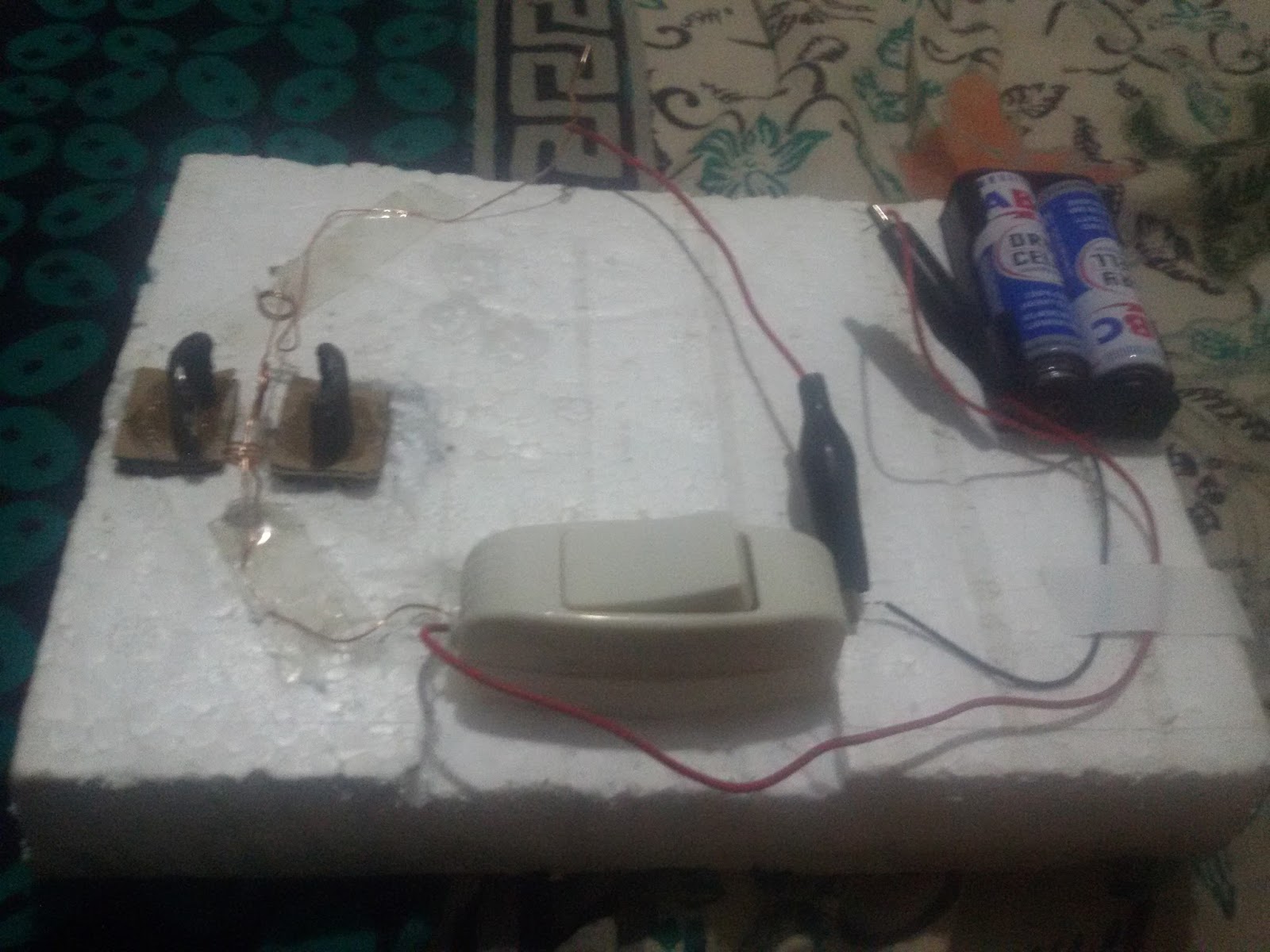 Welcome To My Unique World Laporan Membuat Motor Listrik Sederhana Laporan Membuat Motor Listrik Sederhana