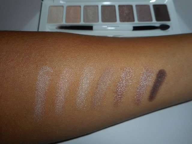 essence get picture ready! eyeshadow palette 10 1... 2... 3 smile! swatches with flash on