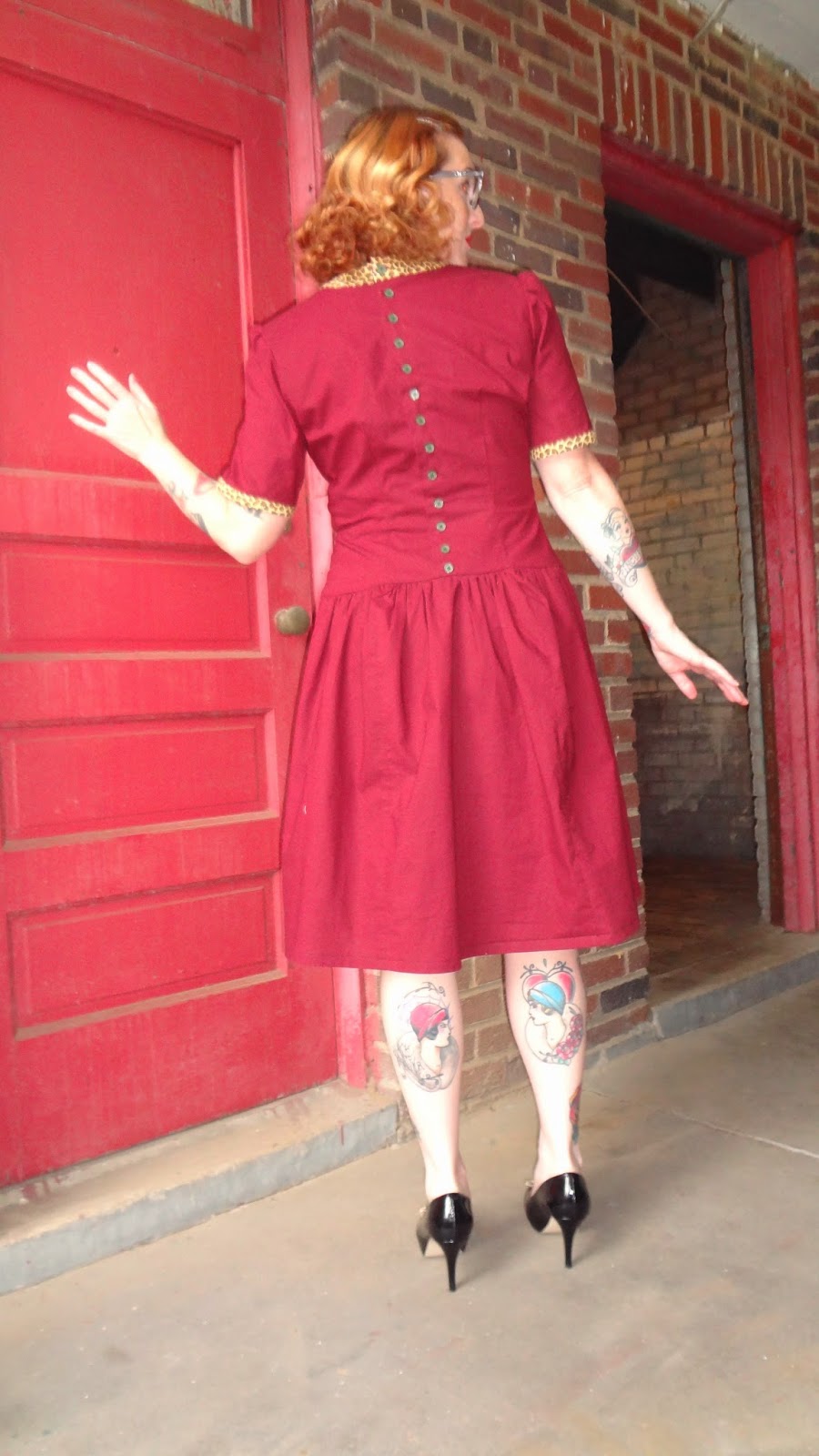 Snapped Garters Dress 28 Simplicity 1253 (1944)