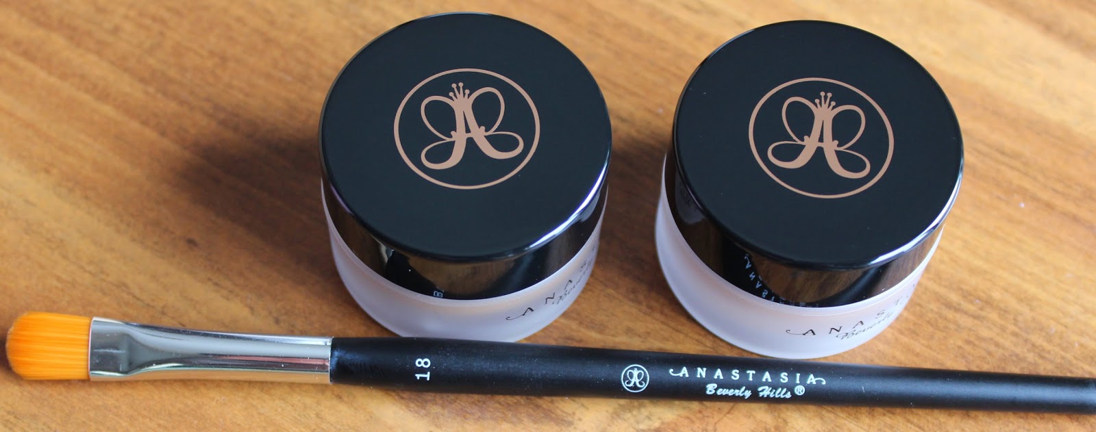 Beauty's Pavilion ANASTASIA BEVERLY HILLS CONCEALERS AND CONCEALER BRUSH