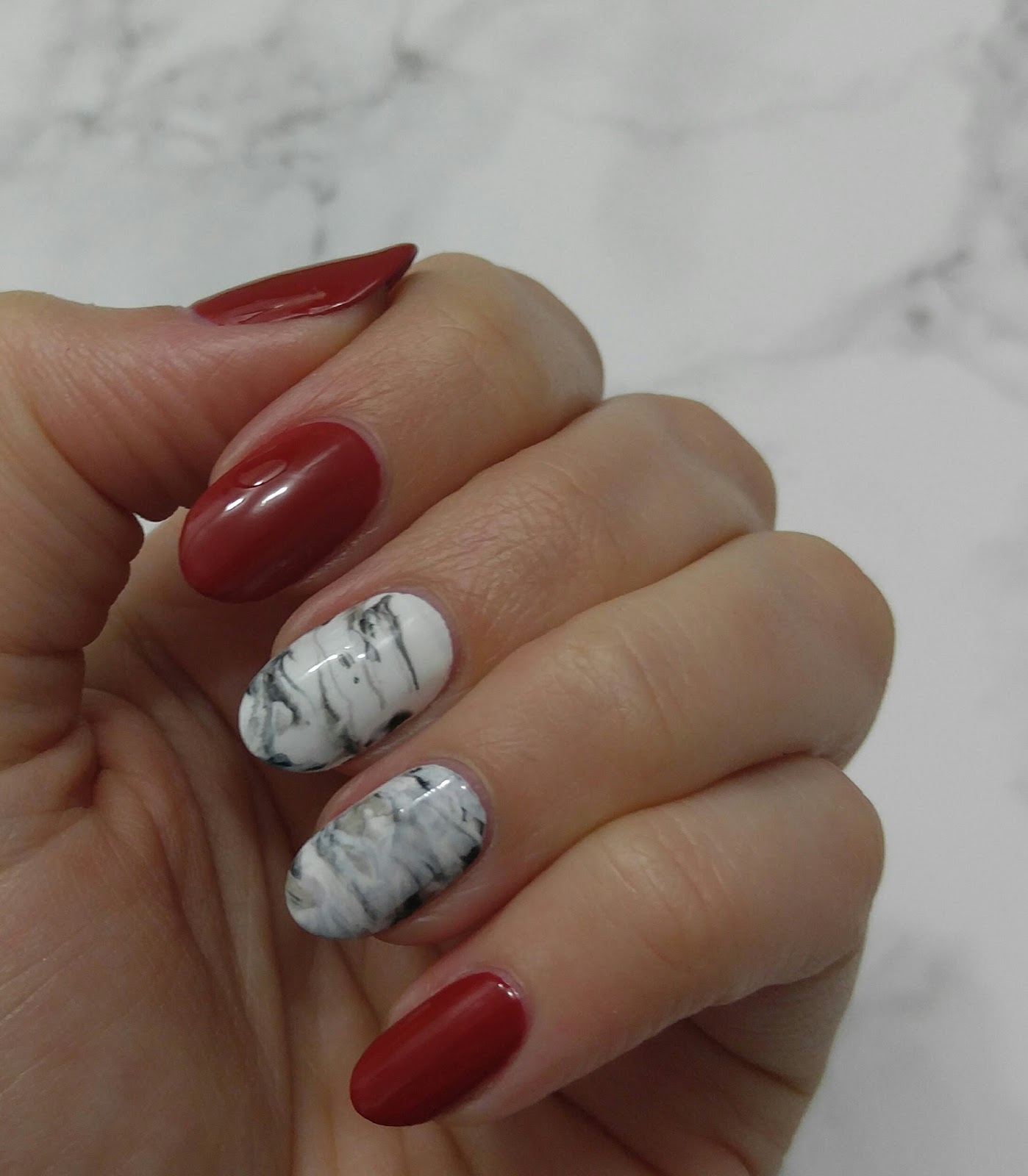 Nerdy for Nails: Christmassy Marble Nails