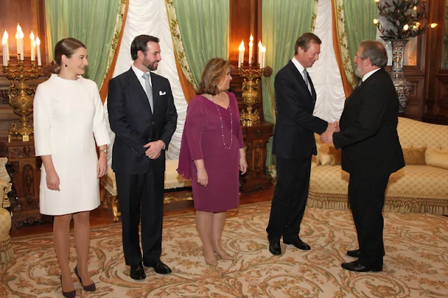 Leurs Altesses Royales le Grand-Duc et la Grande-Duchesse accompagnées de Leurs Altesses Royales le Grand-Duc