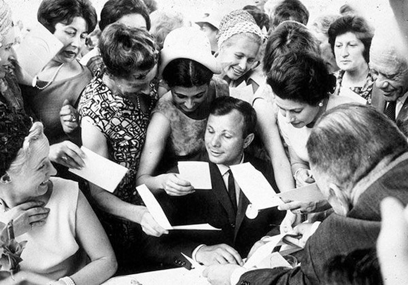 Yuri Gagarin: Everyday Photos of the First Man in Space, 1960s - 59