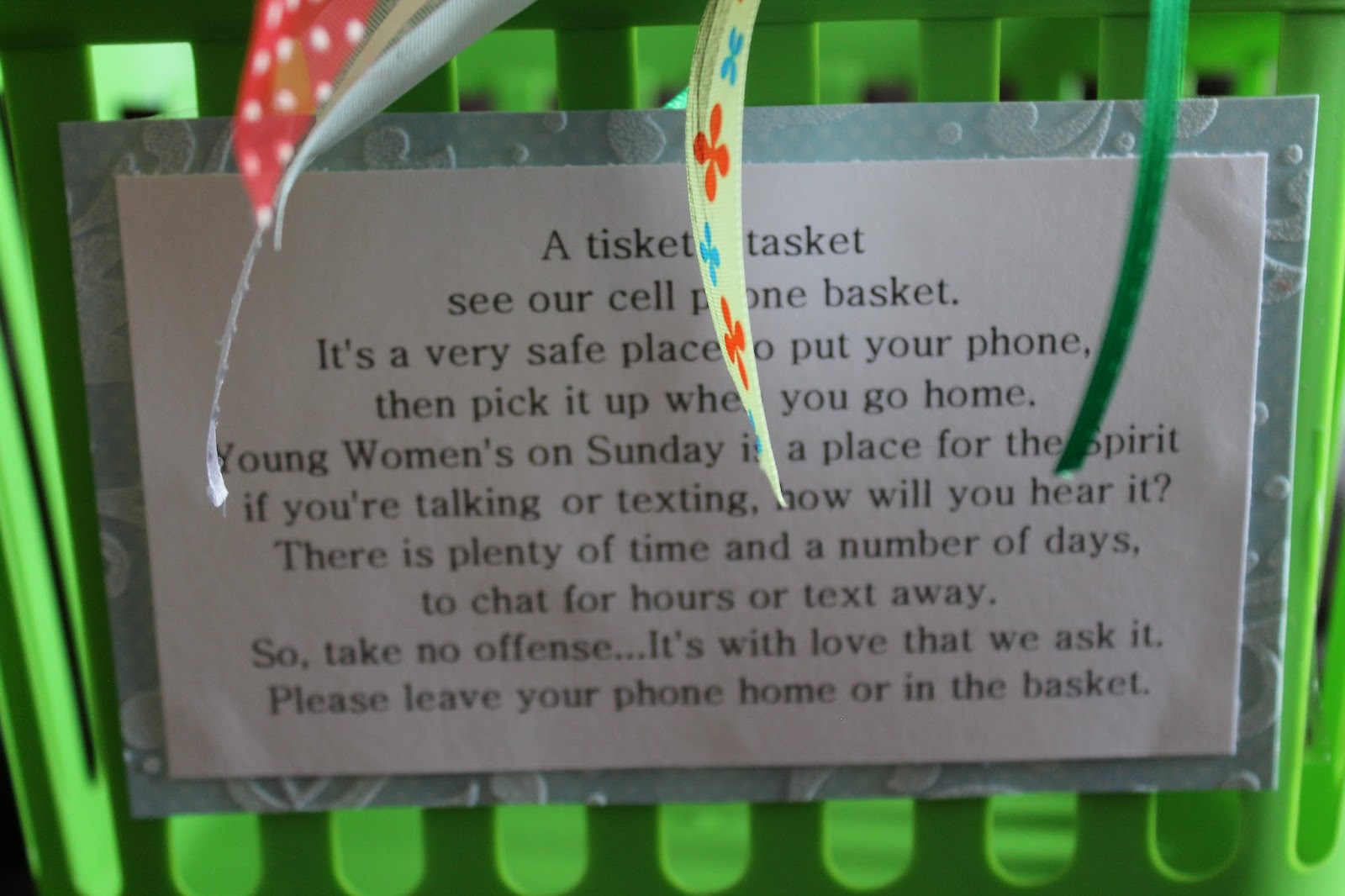 Cook and Craft Me Crazy The Cell Phone Basket