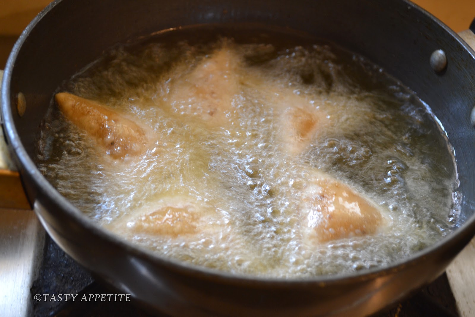 Samosa/Crispy Onion Samosa /Step By Step Recipe