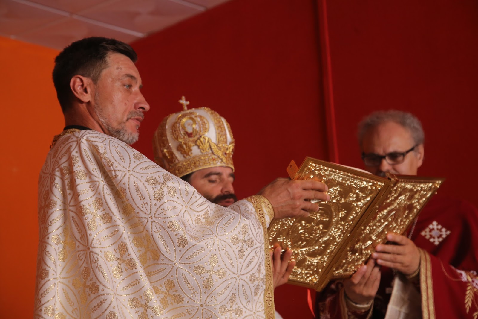 ORDEN FRANCISCANA SEGLAR Provincia Cartaginense: Un franciscano en Misa ...