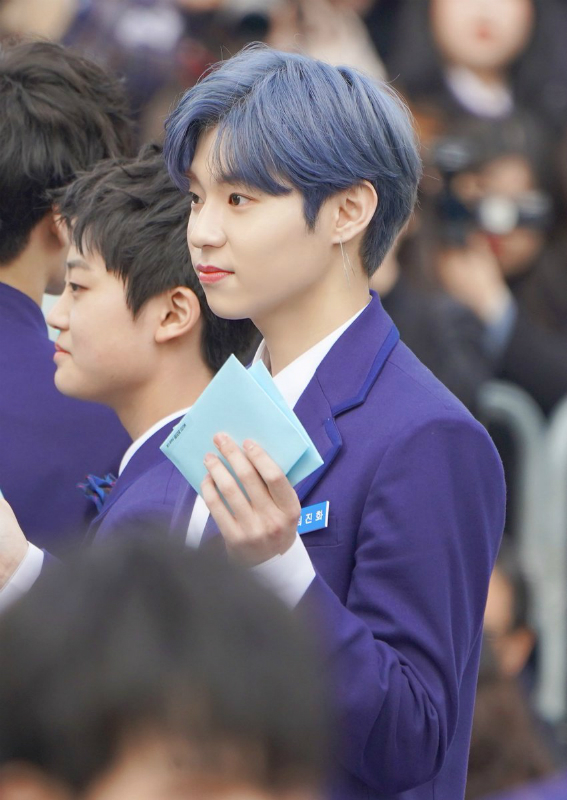 오늘자 졸업사진 찍으러간 프듀 연습생 실물.jpg | 인스티즈