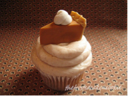 pumpkin-spice-latte-cupcakes-recipe-pie-toppers-free-tutorial-the-frosted-cake-'n-cookie