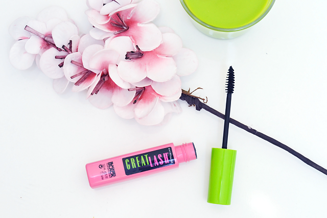 Maybelline great lash mascara review