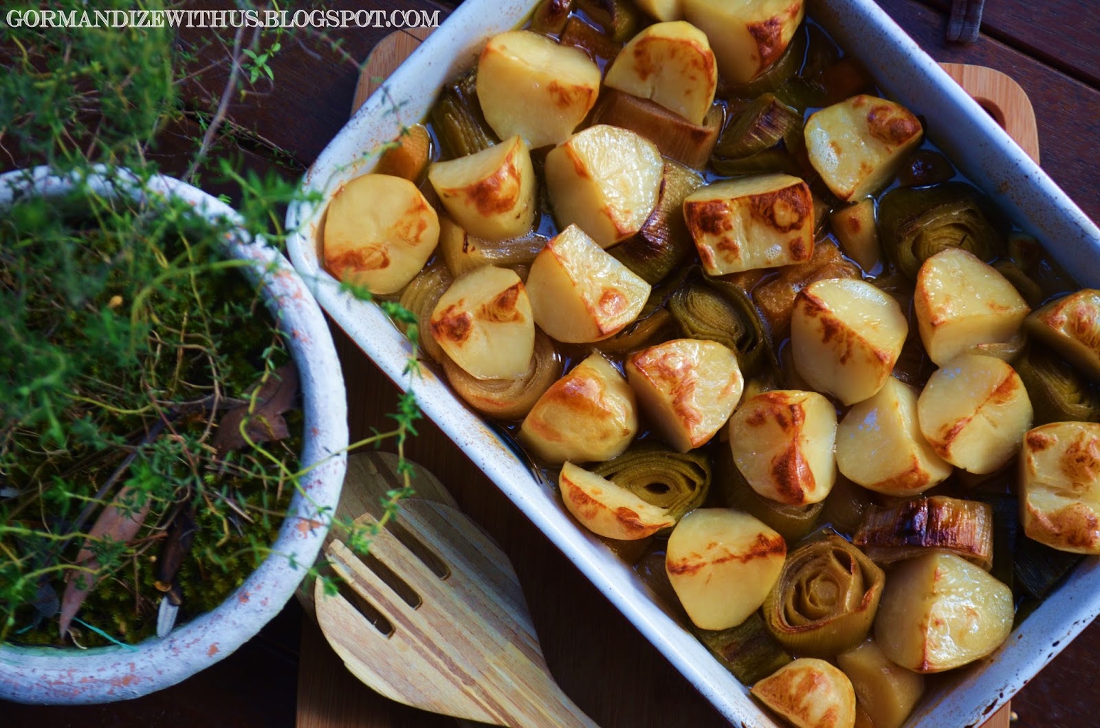 Gormandize Tatws Popty (Welsh Oven Potatoes)