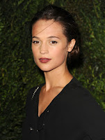 Alicia Vikander HQ photo