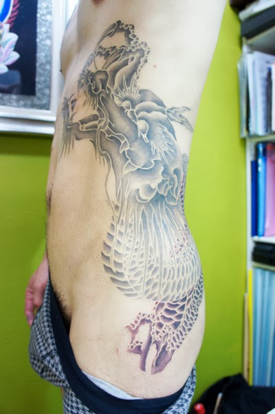 龍　和彫り　刺青　タトゥー　ＴＡＴＴＯＯ　ＲＥＤ ＢＵＮＮＹ ＴＡＴＴＯＯ