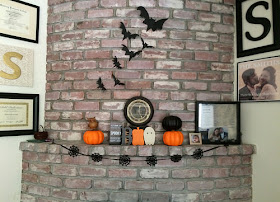 Halloween mantel, Halloween decorations