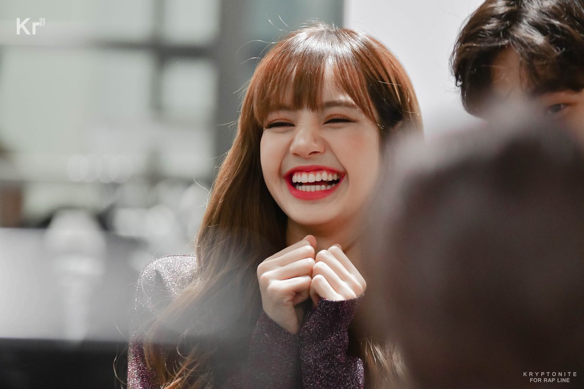 Most Beautiful Smile In KPop? Daily K Pop News