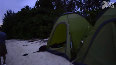 Camping di pantai