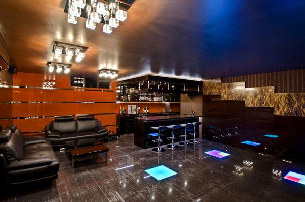 Allegra House - A Mansion for Luxury Yachts Owners