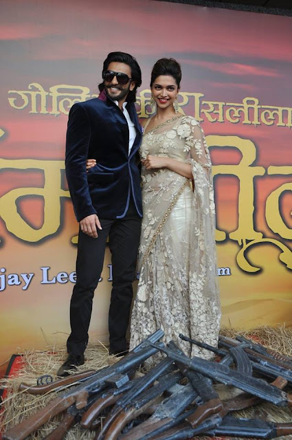 The colours, the passion, the Deepika: Amitabh Bachchan Twitted for Ramleela trailer