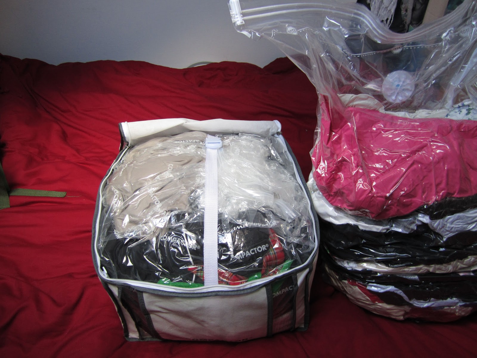 A Norwegian way of life... Ever tried to vacuumpack your clothes?