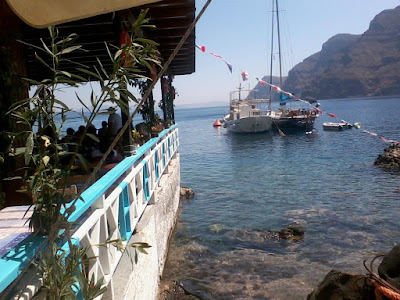 Viagem Grécia – 9º dia (Kamari Beach, Passeio de Barco e Vulcão de Santorini)