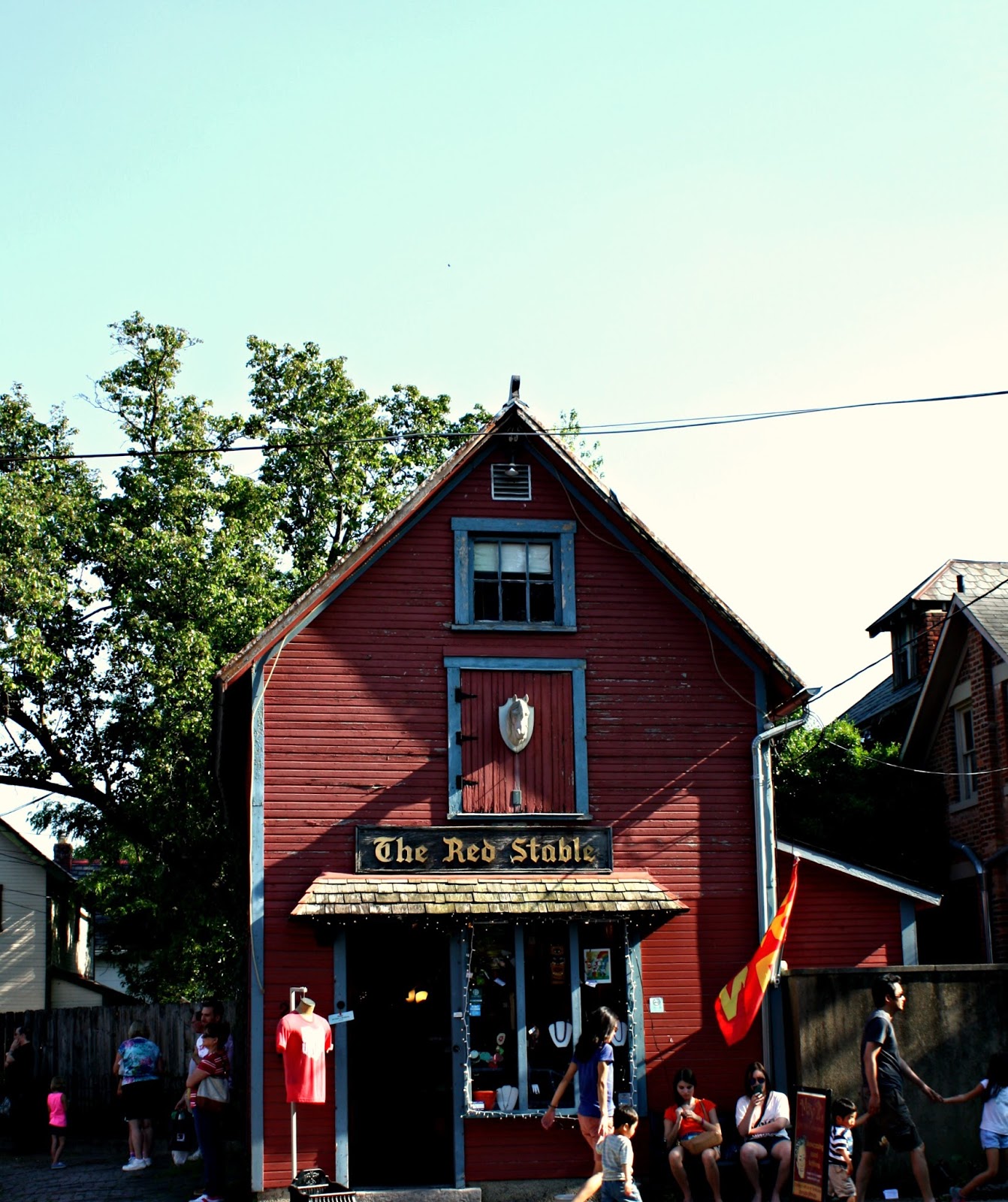 A Little Time and a Keyboard A Stroll Through German Village {Columbus