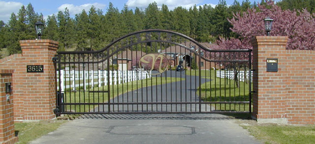 Brick Entry Gate2