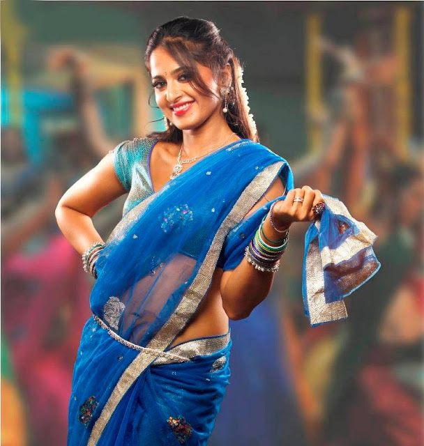 Anushka Shetty Sizzling Look From Vedam Movie in Blue Saree