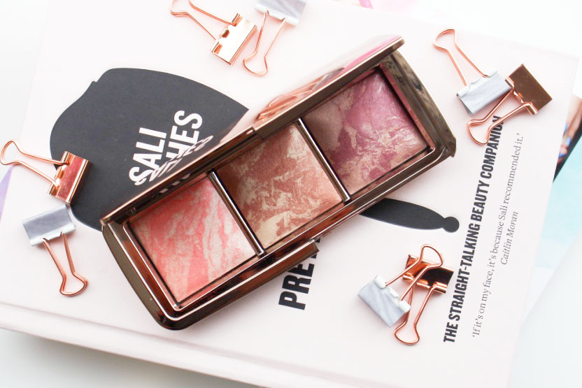 Avani and Life Hourglass Ambient Strobe Lighting Blush Palette