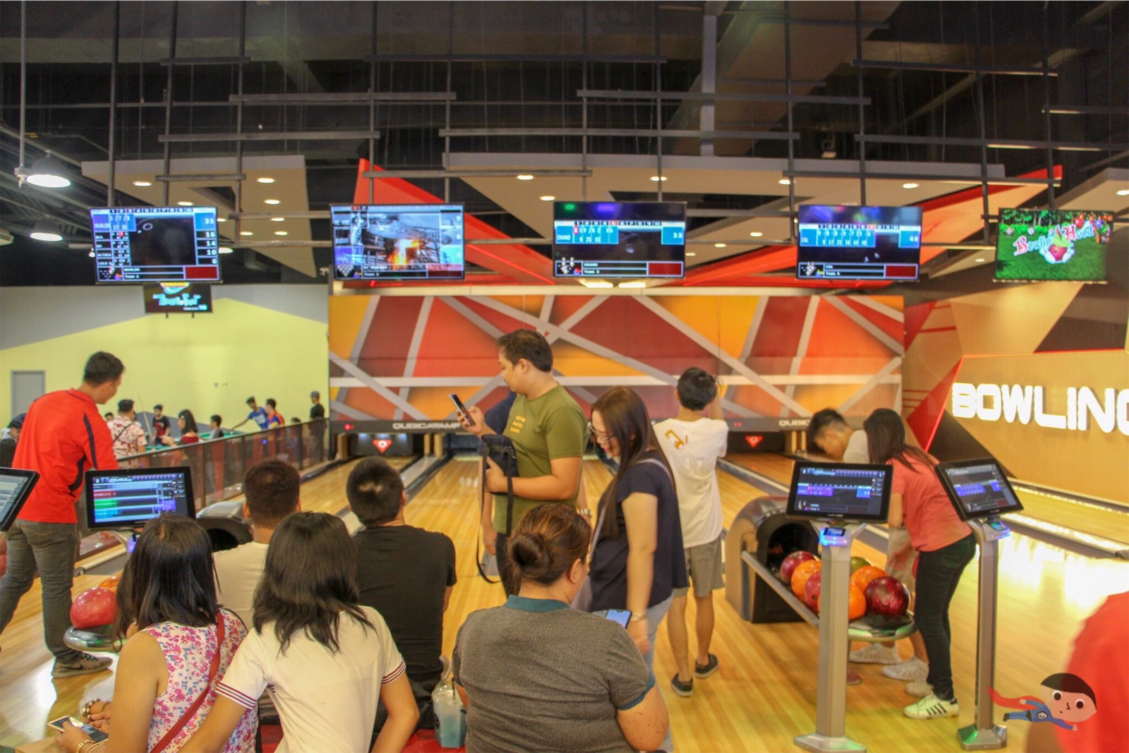 A Quick Tour in Circuit Mall pond, sky garden and more Wander Kid