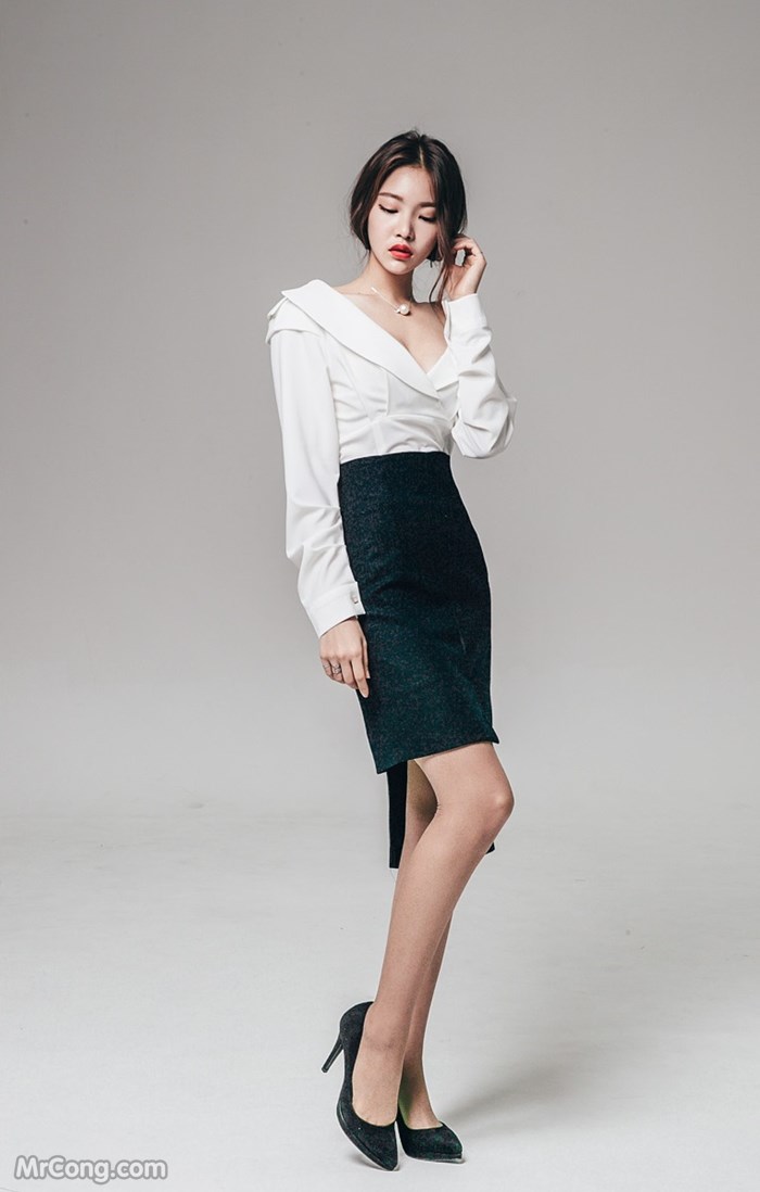 Model Park Jung Yoon in the November 2016 fashion photo series (514 photos) photo 25-16