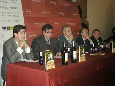 JOSE CARLOS GARCIA RODRIGUEZ: LA COCINA SANLUQUEÑA. SUS FUNDAMENTOS Y