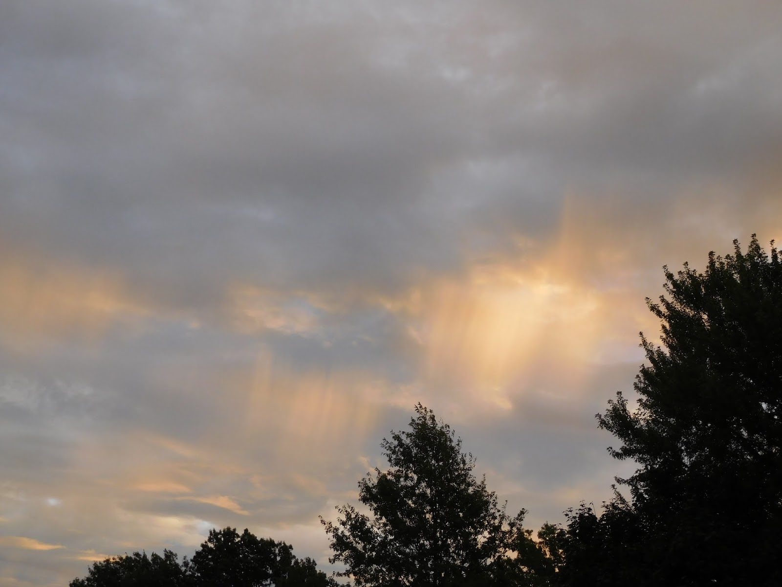 CHANCES R..... Lightning Flashes; Thunder Rolls