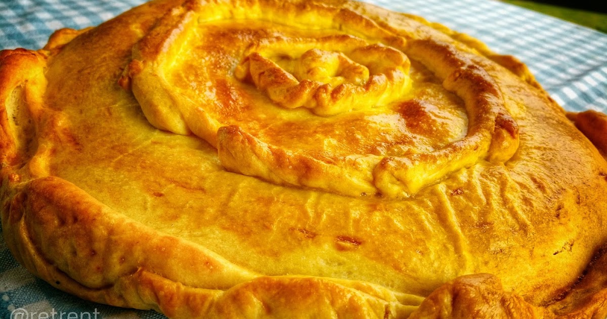 Recetas de puño y letra: Empanada de bonito con masa de pan image of Recetas de puño y letra: Empanada de bonito con masa de pan