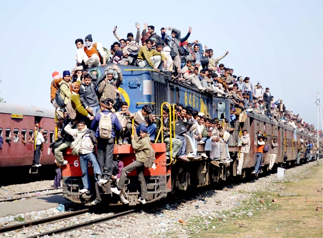 Overcrowded+train.jpg