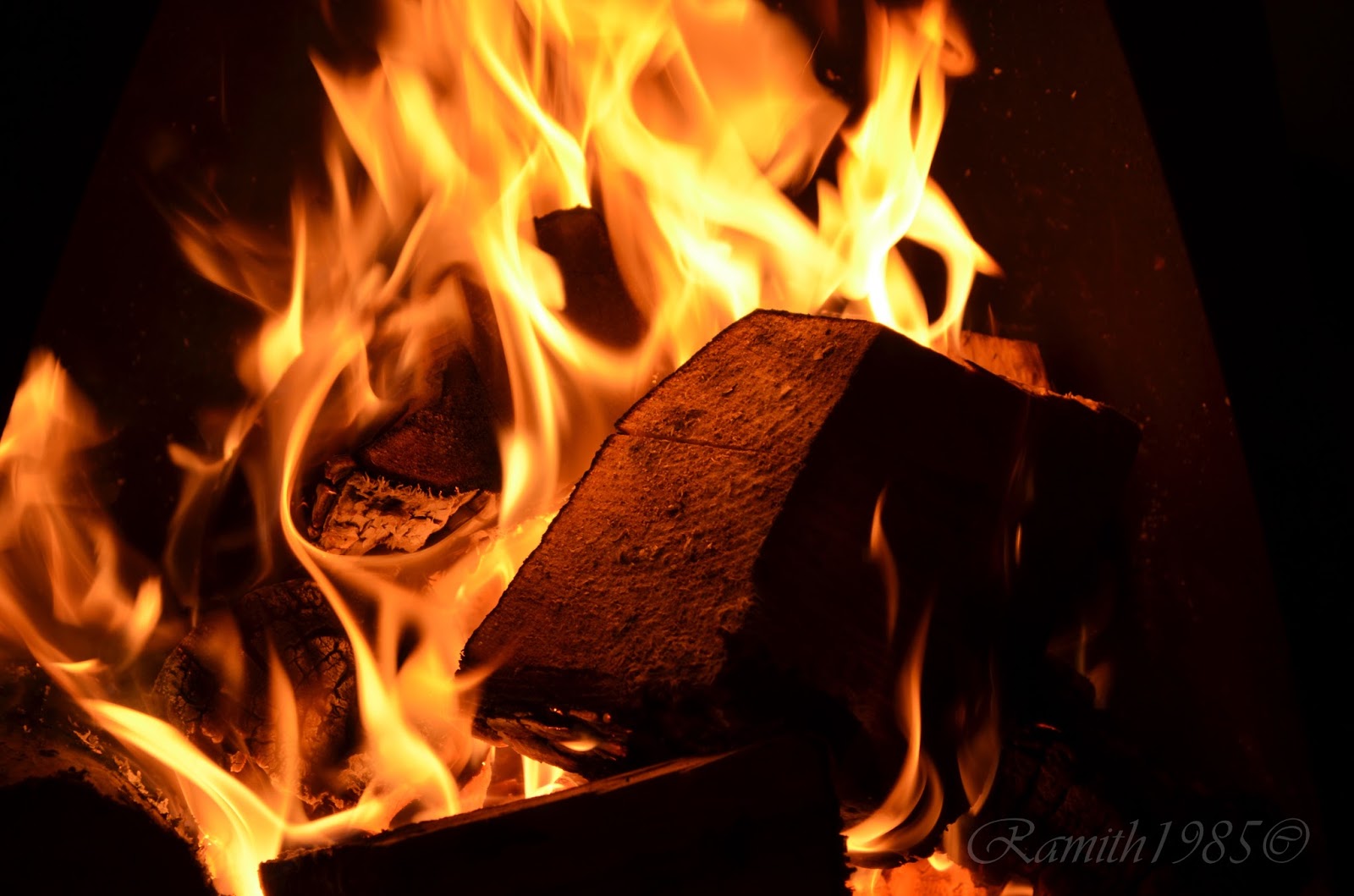 Photo Spear: Burning wood