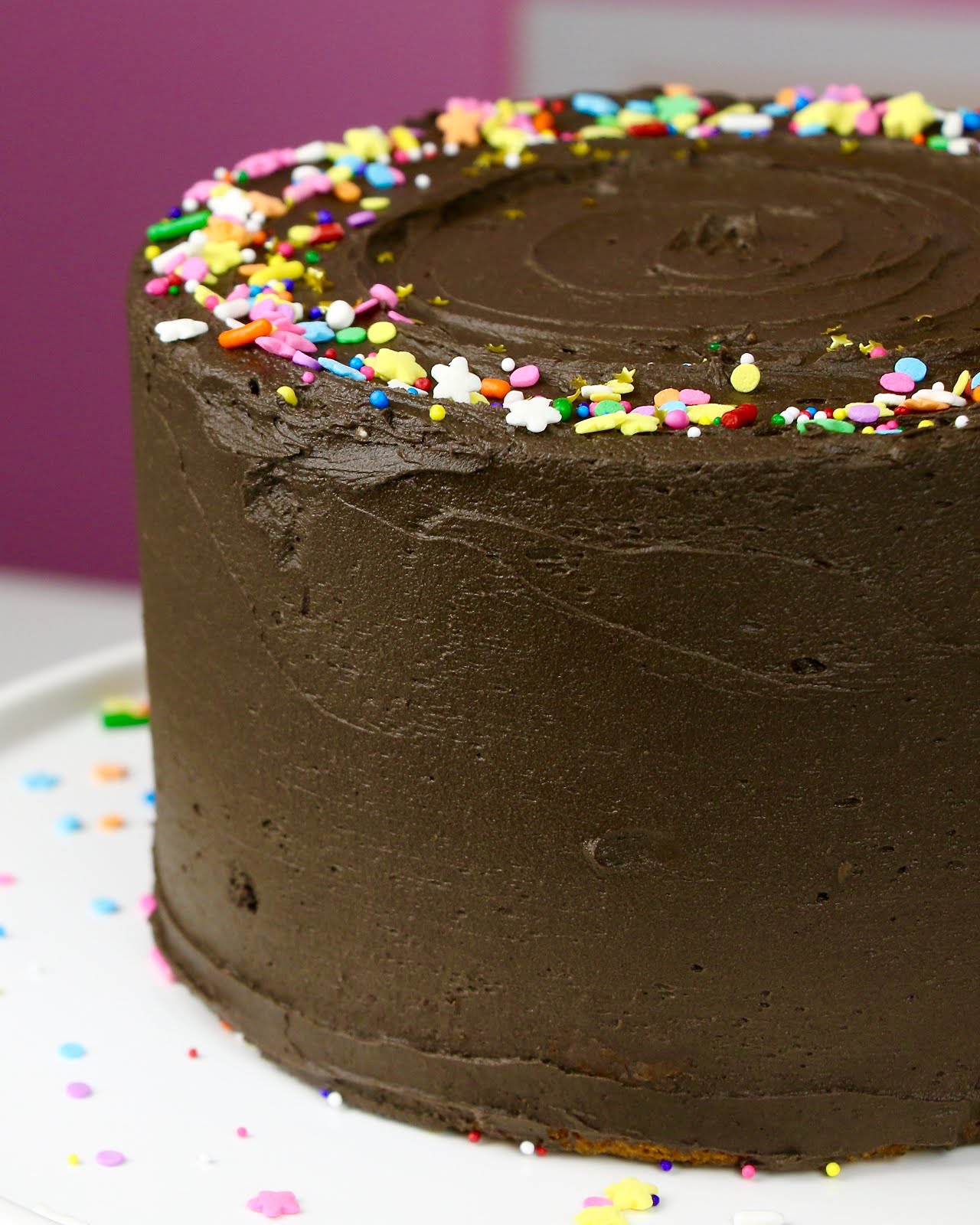 {VIDEO} THE BEST Yellow Birthday Cake with Chocolate