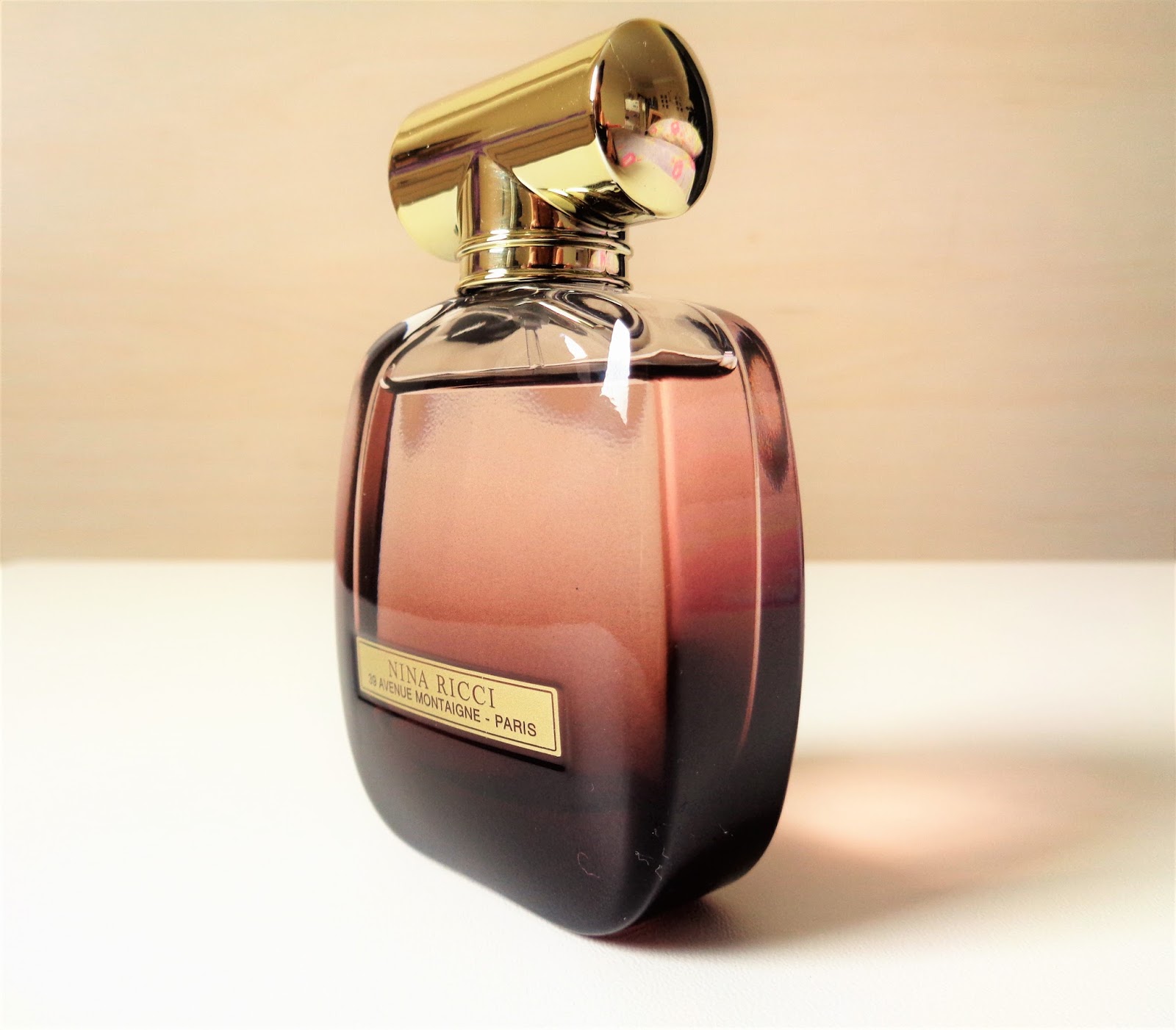 PERFUME L EXTASE NINA RICCI Beleza Em Cachos