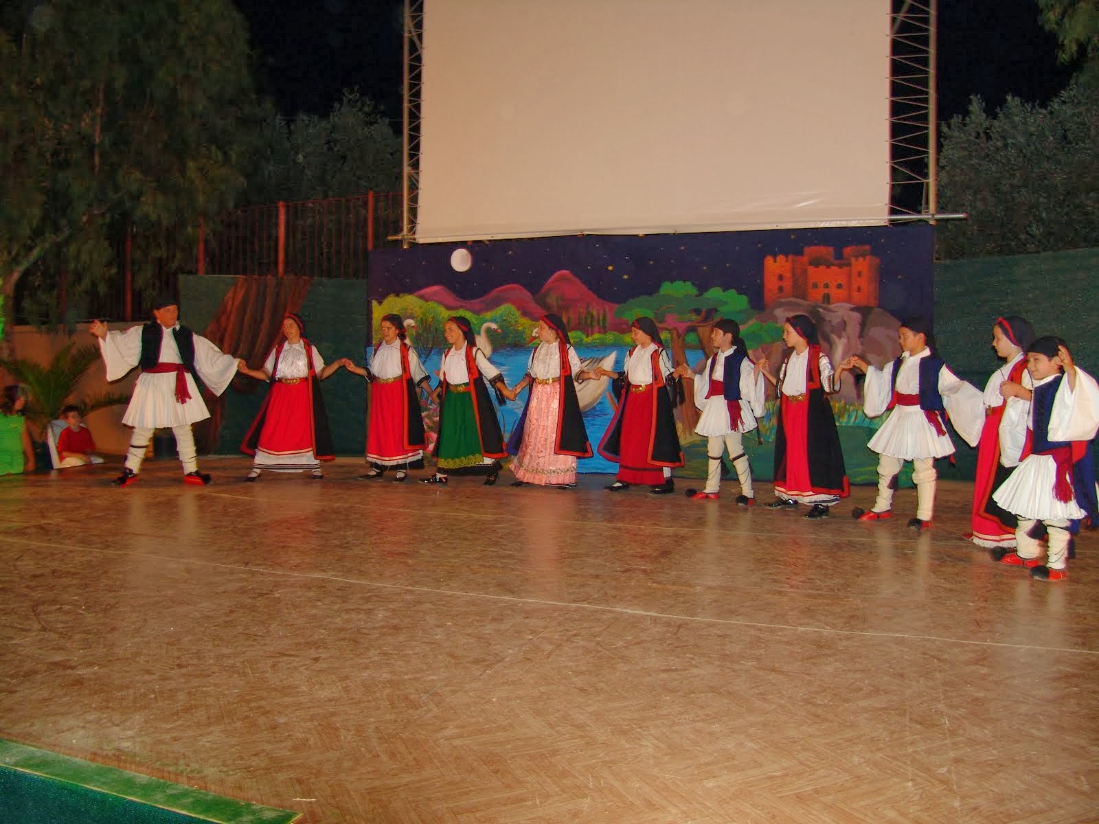 τμήμα παραδοσιακού χορού
