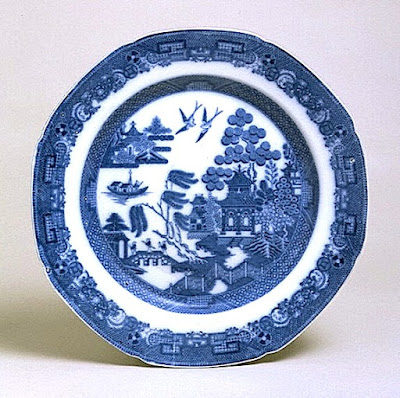 Spode Willow pattern plate c1800