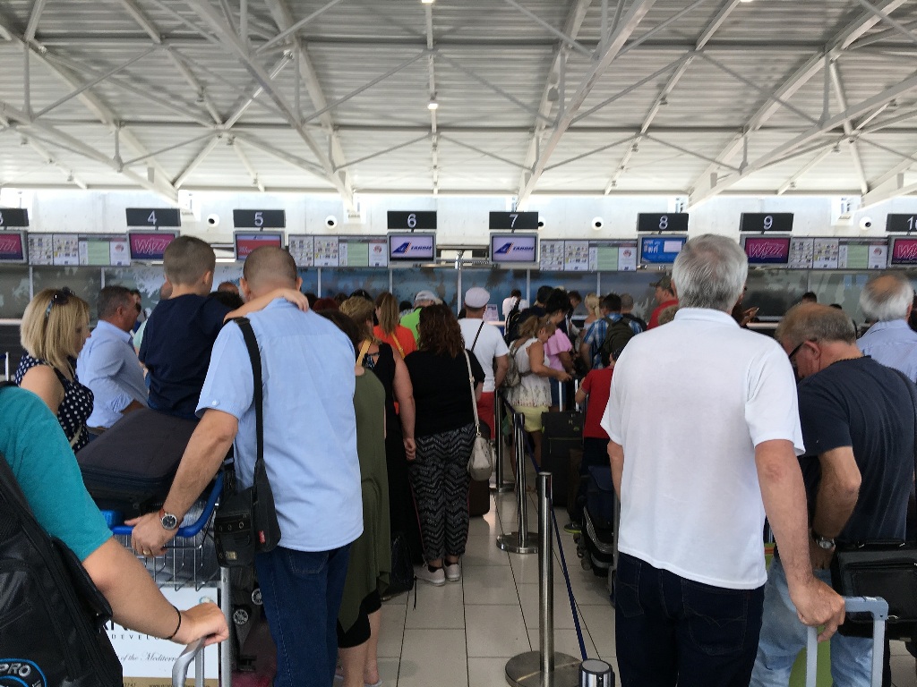 TRIP REPORT TAROM, Larnaca Belgrade via Bucharest